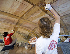 Trabajos de restauración en el techo del Palacio Real de Aranjuez