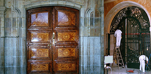Entrada principal y puerta zagüan del Ayuntamiento de Salamanca