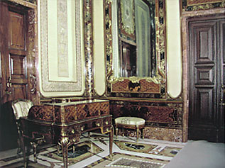 Despacho de la Reina Victoria Eugenia del Palacio Real de Madrid