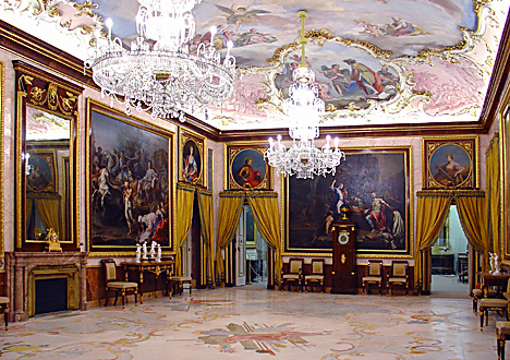 Hall of the Royal Palace of Aranjuez